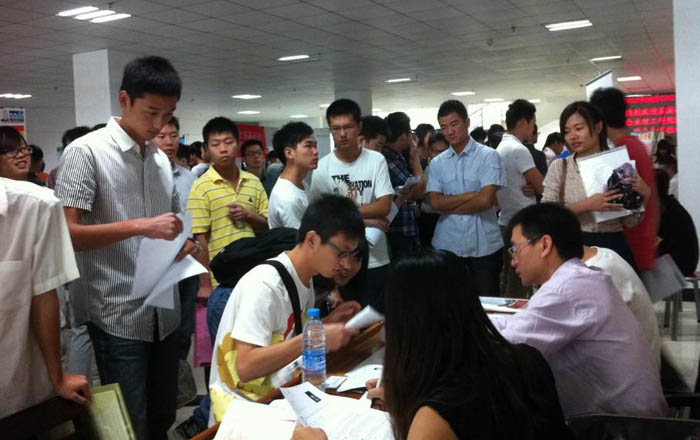 武汉高校育英才 瑞安企业纳人才---29名各大院校莘莘学子加盟“威廉希尔williamhill大家庭”