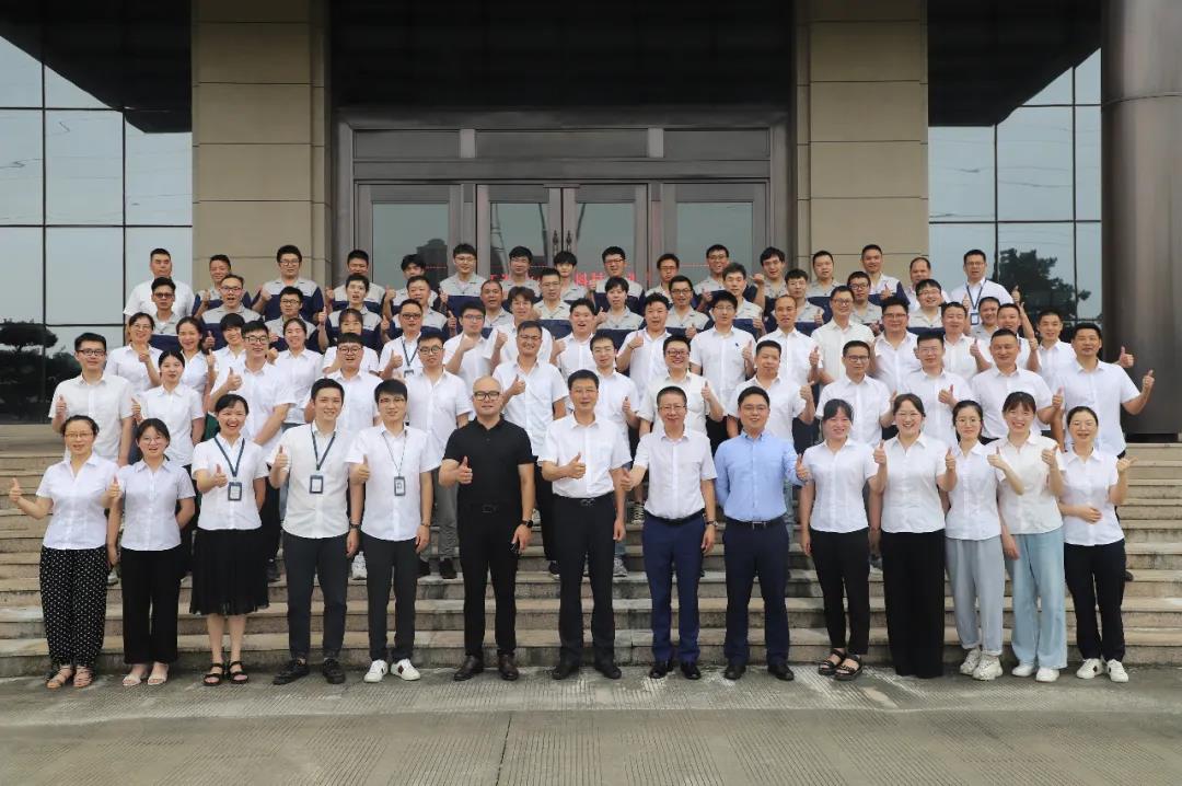 威廉希尔williamhill管理干部研修班正式开班！